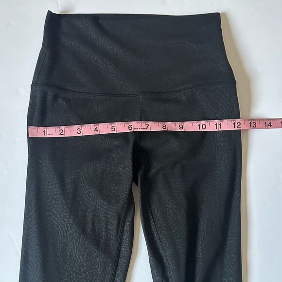 Lululemon Align High-Rise Leggings Size 4 Black Embossed Leopard - Picture 8 of 11